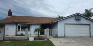 Spacious 4-Bedroom Home with Pool Gallery 36