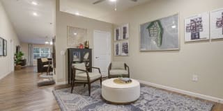 Redwood Waukee Hickman Road Gallery 4