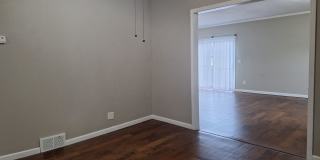 Unicorn alert!!!  5 bedroom 2 story home of your dreams! Gallery 16