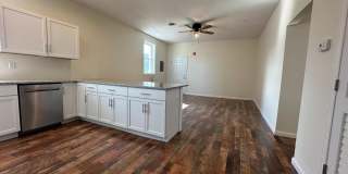 134 N MECHANIC ST #C Gallery 7