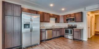 Like new townhome for RENT May 2026 3bd2ba2car garage end unit Gallery 1