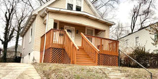 2 or 3 Bed/1 Bath House for Rent! Gallery 1