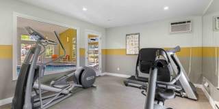Saratoga Apartments Gallery 22
