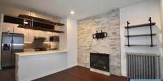 228 Maple Street Gallery 4