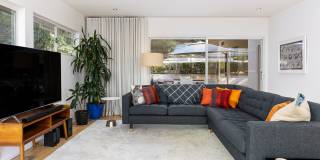 Silver Lake Mid-Century Style Home - 2b1b - Private Yard - Garage Gallery 7
