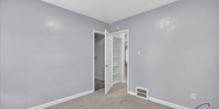$1200 2 bedroom ranch Gallery 20