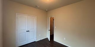 716 Creekside Circle Gallery 17