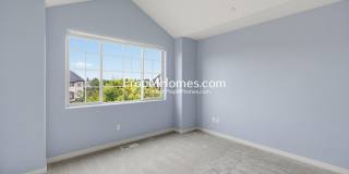 Spacious Villebois Townhome with Bonus Space! Spacious Villebois Townhome with Bonus Space! Gallery 9