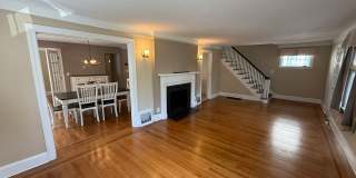 Beautiful 3 Bed, 2 Bath Single Family Colonial for Rent in New Britain! Gallery 7