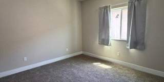 1341 E Arrowhead Street Gallery 16