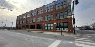 2032 N Clybourn Ave Gallery 1