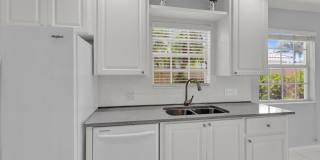 10882 SW Dardanelle Drive Gallery 6
