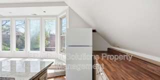 255-257 Loraine Avenue - Unit 5 Gallery 18