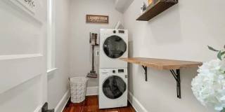 Beautifully Furnished 2 Bedroom Apartment Gallery 12