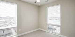 Artisan on 39th Gallery 70