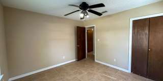Well Kept 3 Bedroom 2 Bath House Available for Rent in Scenic Heights! Well Kept 3 Bedroom 2 Bath House Available for Rent in Scenic Heights! Gallery 17