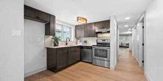 Millcreek Stunner Next to St Marks Hospital! Gallery 30