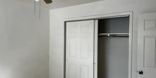 519 Warren St Gallery 16