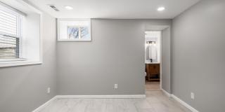 1319 C Street NE Gallery 19