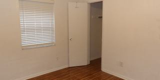 Cute 2 Bedroom 1 Bath with huge Screen Porch Gallery 16