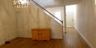 522 1/2 North 1st Street Gallery 46