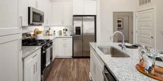 Aura Creekside Gallery 3