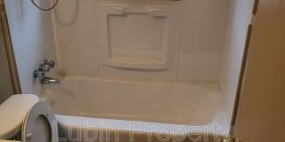 1527 Cella St Gallery 8