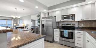 4750 Cove Circle Gallery 1