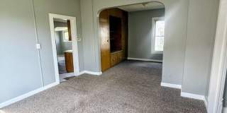 Spacious 4-Bedroom Home in North Canton – Prime Location Gallery 10