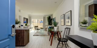 Ferrante Ferrante Gallery 90