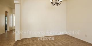8752 W Frier Dr Gallery 5
