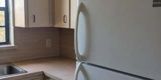 1944 Taft Street Gallery 11