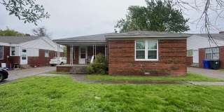 2 BED 1 BATH DUPLEX FOR LEASE NOW! Gallery 1
