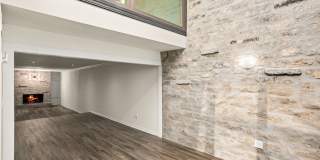 ALAMO HEIGHTS  |  TOWNHOME  |  REMODELED  |  HUGE TERRACE Gallery 19