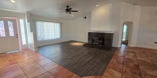Beautiful, Huge 3 Bedroom in JT!! Gallery 3