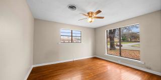 1522 North Ross Avenue Gallery 8