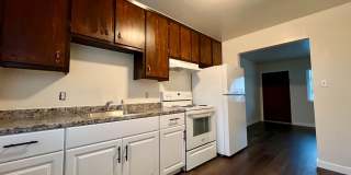 B STREET #B Gallery 1