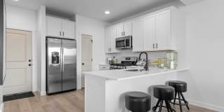 PRE-LEASE FOR 1 MONTH FREE RENT : Fruit Heights 4-bed, 3.5-bath Townhome Available Early September!!! Gallery 3