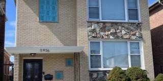 5936 S Kolin Avenue Gallery 1