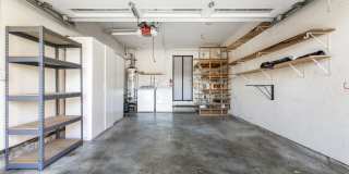 899 Ebbets Drive Gallery 59