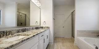 Beautiful 3 bedroom 2 bath home Gallery 10