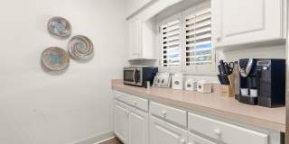 Furnished Resort 2/2 Condo, on Golf Course, Lake Views Gallery 27