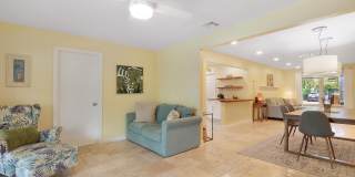 721 N Lakeside Drive Gallery 21