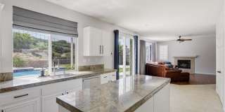 32947 Cozy Gallery 12