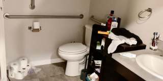 Spacious 3 & 4 Bedroom Apartments Near WWU + Downtown Gallery 36