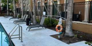 2891 NE 185th St Gallery 1