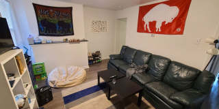 SPACIOUS 4 BEDROOM IN THE HEART OF OAKLAND - AVAILABLE FOR AUGUST Gallery 16