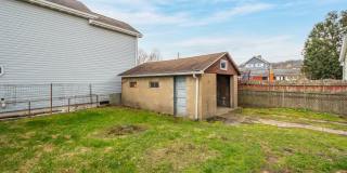 Beautiful 3 bedroom home in Coraopolis available June 1! Gallery 15