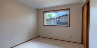 Spacious 3 Bedroom 1 Bath Ranch House  in Milwaukie! Washer and Dryer Included! Gallery 16