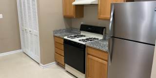 2054 HUNTING RIDGE Gallery 7